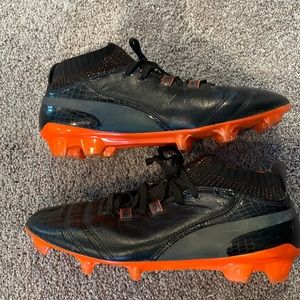 Puma One Lux size 7  leather soccer cleats